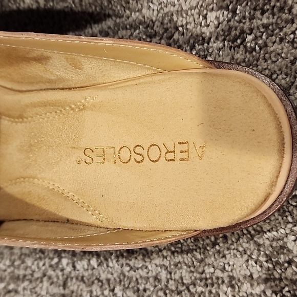 Aerisoles east wing tan leather upper slip ons size 8M balance man made - Picture 10 of 12